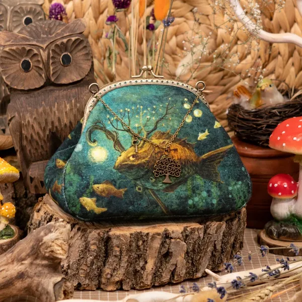Клатч на фермуаре «Речной друид»