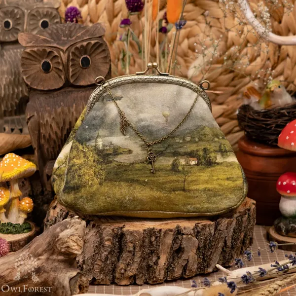 Клатч на фермуаре «Романтический пейзаж»