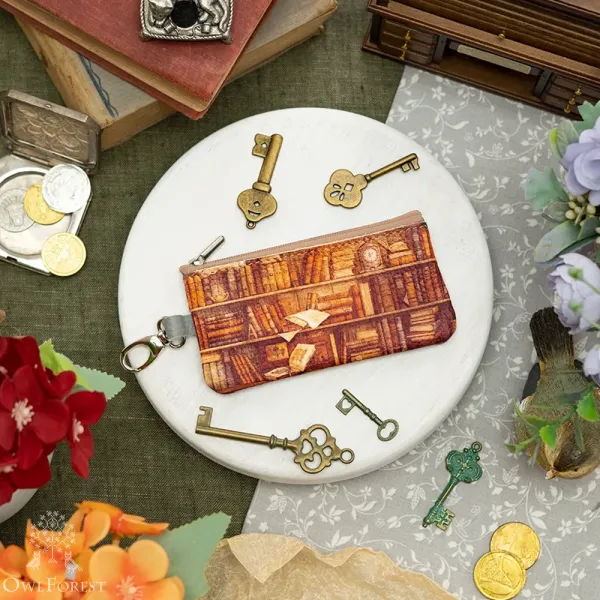 Ключница «Книжный шкаф»